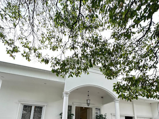 Rumah Mewah Di Ring 1 Menteng