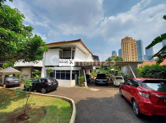 Rumah Dalam Komplek Mentri SHM di Kebayoran Baru