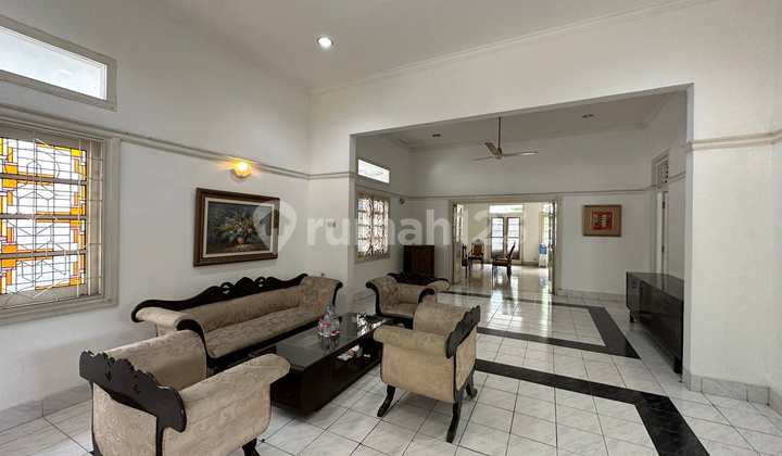 Rumah Tua Di Menteng SHM 2