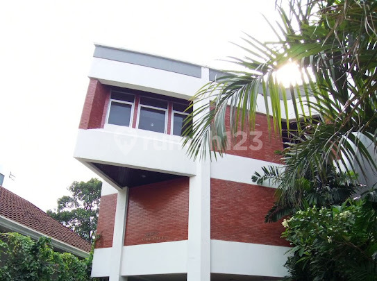 Jual Di Harga Njop Lokasi Sangat Strategis Di Menteng Jual Di Harga Njop Lokasi Sangat Strategis Di Menteng