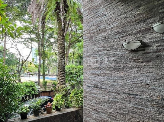 Rumah Bagus SHM di Menteng Rumah Bagus SHM di Menteng