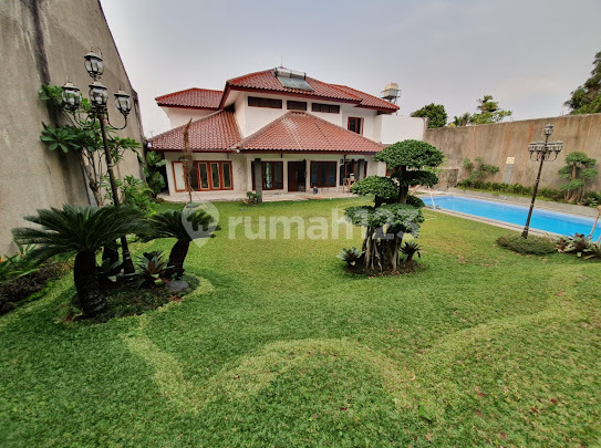 Rumah Bagus SHM di Cilandak