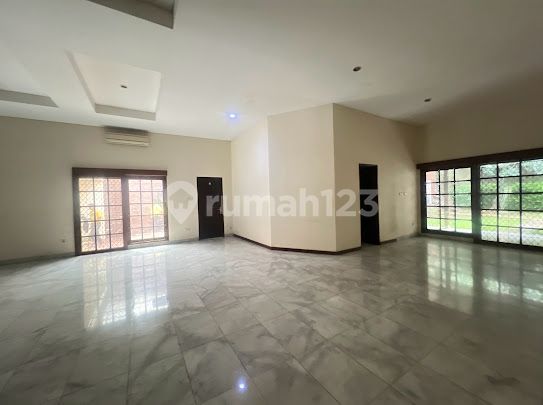 Rumah Tua Unfurnished Menteng, Jakarta Pusat 2