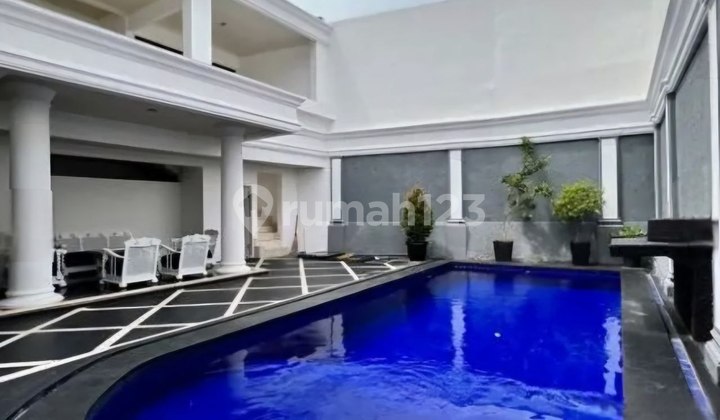 Rumah Mewah Di Menteng 2