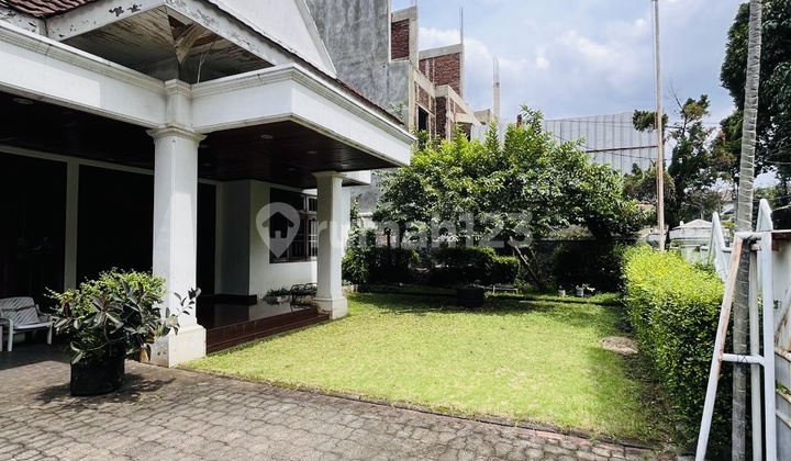 Premium House in Menteng Close to Bundaran HI