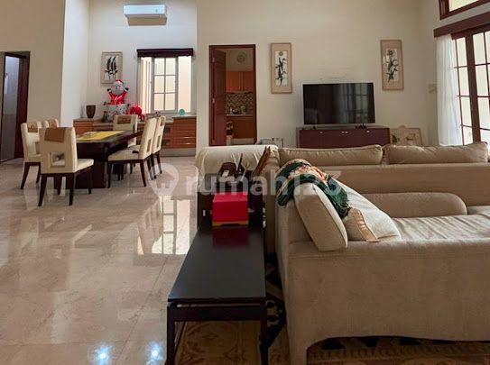Rumah Mewah FULL Furnished Menteng, Jakarta Pusat 1