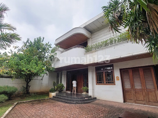 Rumah Dengan Lokasi Prime Di Menteng Rumah Dengan Lokasi Prime Di Menteng