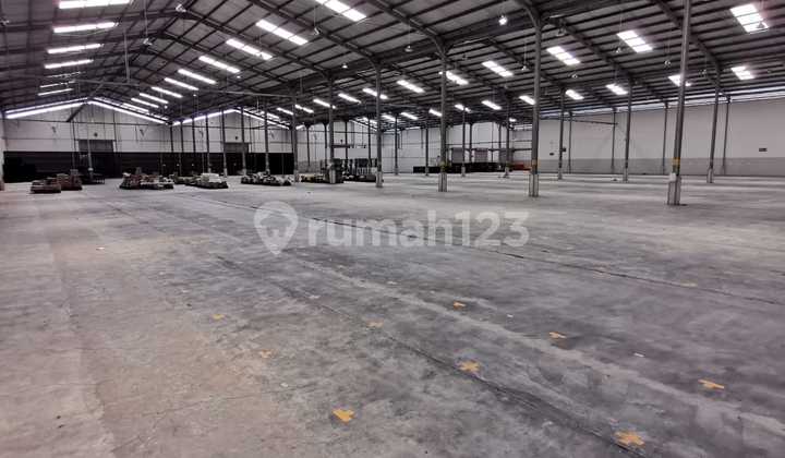 For Rent Nice Warehouse With Area of 3600 m² On Narogong Main Road For Rent Nice Warehouse With Area of 3600 m² On Narogong Main Road