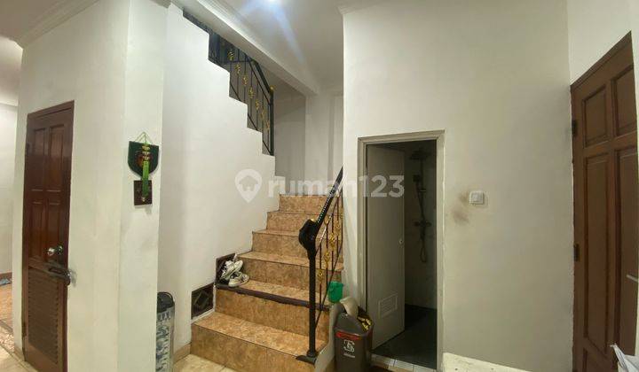 Dijual cepat rumah sejuk 2 lantai furnish Harapan baru Regency Bekasi barat  2