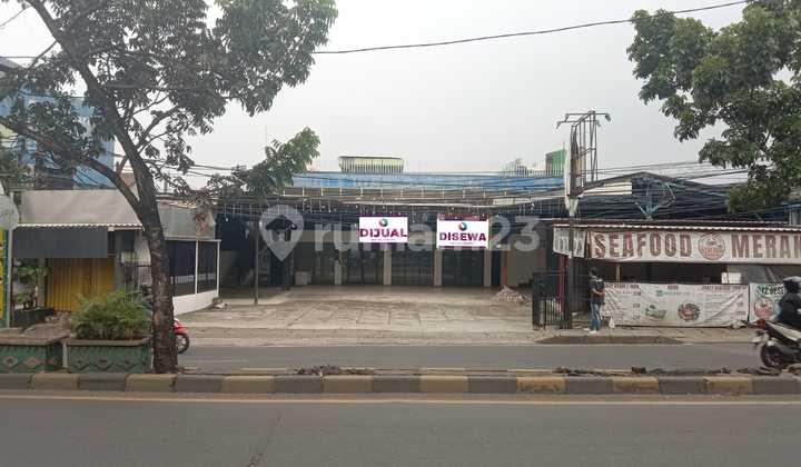 Di Sewakan Ruko besar 3 Lantai di Ciputat Tangerang selatan 