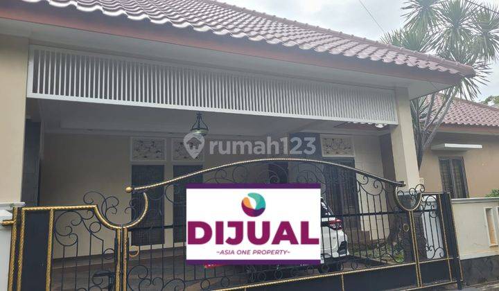 Dijual cepat Rumah cantik terawat, di lingkungan asri, nyaman cluster peninsula bekasi Selatan. 1