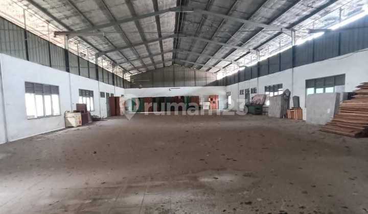 For Rent: Good Warehouse with a Very Strategic Location