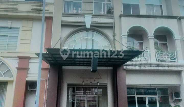 Dijual Ruko 3 Lantai di Dekat ke Jalan Boulevard Utama Galaxy Dijual Ruko 3 Lantai di Dekat ke Jalan Boulevard Utama Galaxy