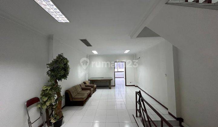 Disewakan Ruko 4.5 lantai Komplek Karang Anyar Permai Jakarta Pusat 1