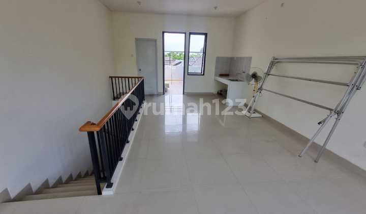For Rent: Shophouse in Segara City Harapan Indah