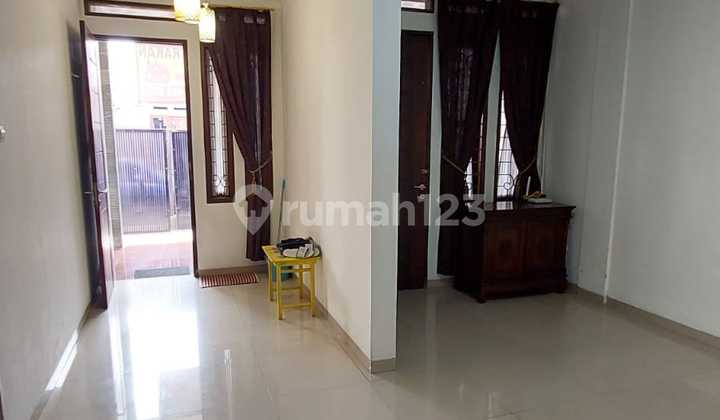 For Rent House (Hook) 1.5 Floors Ready to Occupy in North Cimahi For Rent House (Hook) 1.5 Floors Ready to Occupy in North Cimahi