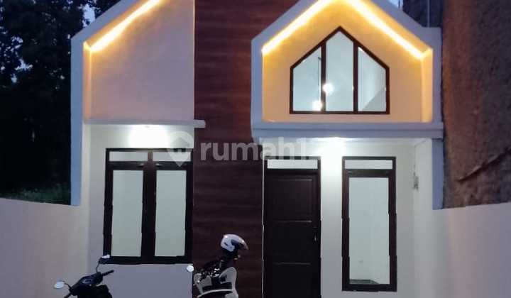 Termurah Secimahi !! Dibawah Harga Pasaran Rumah Baru Pinggir Jalan Masuk Mobil Lok Strategis Bebas Banjir Pusat Kota Cimahi Utara Termurah Secimahi !! Dibawah Harga Pasaran Rumah Baru Pinggir Jalan Masuk Mobil Lok Strategis Bebas Banjir Pusat Kota Cimahi Utara