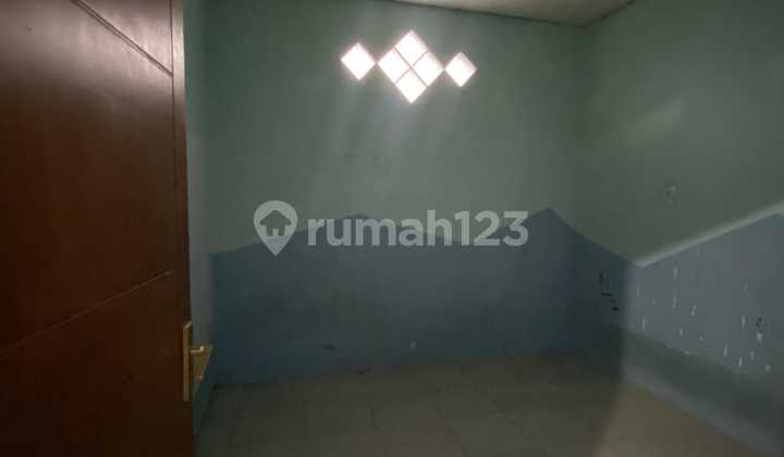 Disewakan Rumah 2 Lantai 3 Kamar Tidur di Arcamanik 2