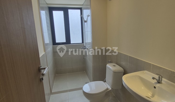 Selling Below Market Price! Meikarta District 1 Apartment 2