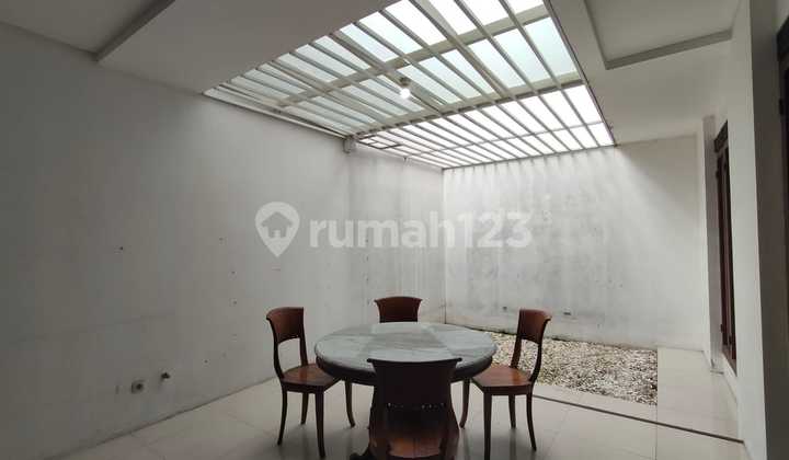 For Sale Ready to Occupy Batununggal Indah House 2