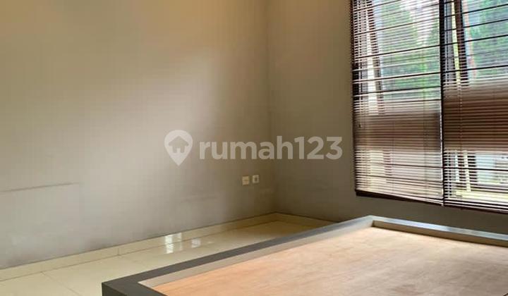 Singgasana Minimalist House Ready to Live Near Public Facilities Flood-Free Semi-Furnished 2