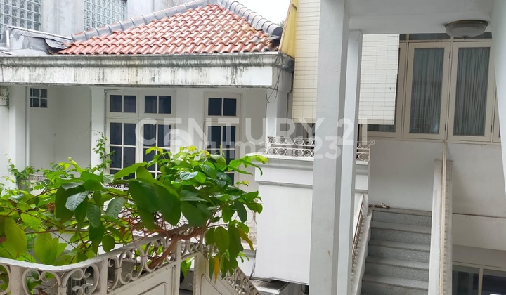 Menteng, Pusat Commercial, Cik Ditiro... 1