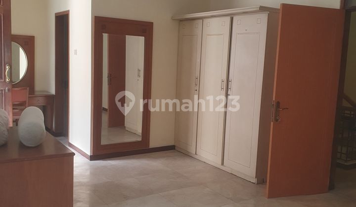 Menteng Townhouse, Quiet Office, Affordable Price, Rare Find Menteng Townhouse, Quiet Office, Affordable Price, Rare Find
