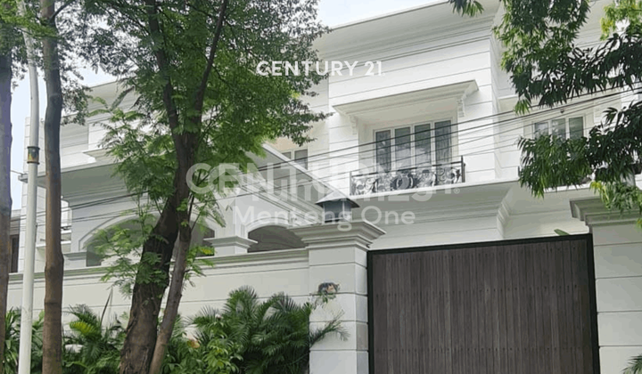 Rumah Mewah Premium di Kawasan Prime Menteng