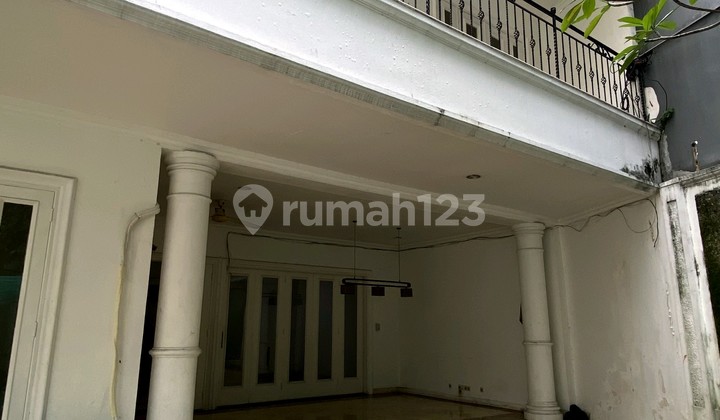 Rumah Menteng, Kawasan Tenang & Elite, Invest 2
