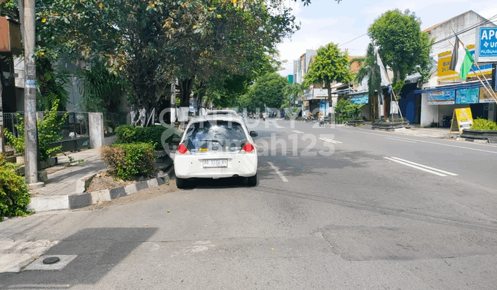 Rumah Asri Jalan Besar Dekat Dengan 4 Star Hotel Dan Malioboro 2