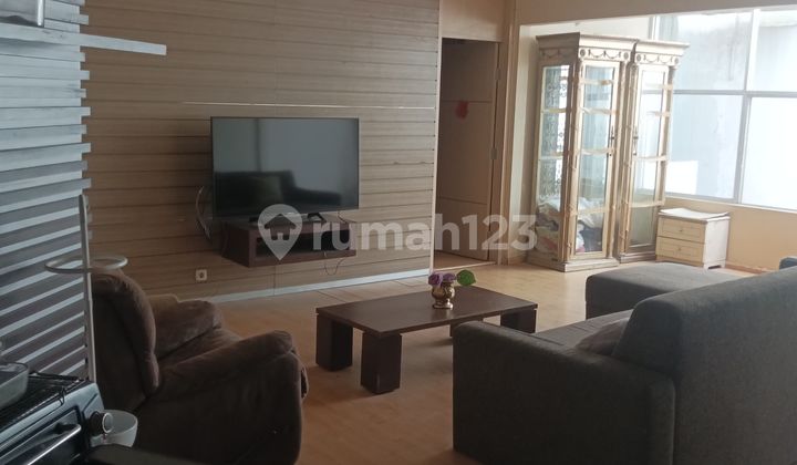 Disewakan Rumah Menteng, Kawasan Elite, Menteng Inti Disewakan Rumah Menteng, Kawasan Elite, Menteng Inti