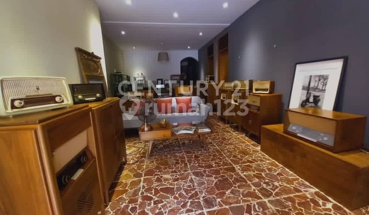 Rumah Cantik Lokasi Tenang Daerah Cilandak