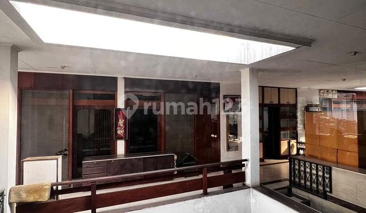 Rumah Tua Harus Renovasi  Lokasi Strategis 2