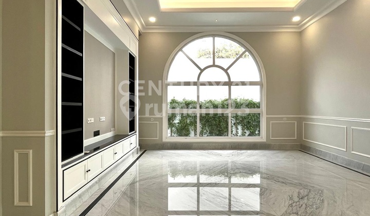 Rumah Mewah Dengan Bangunan Baru Di Menteng