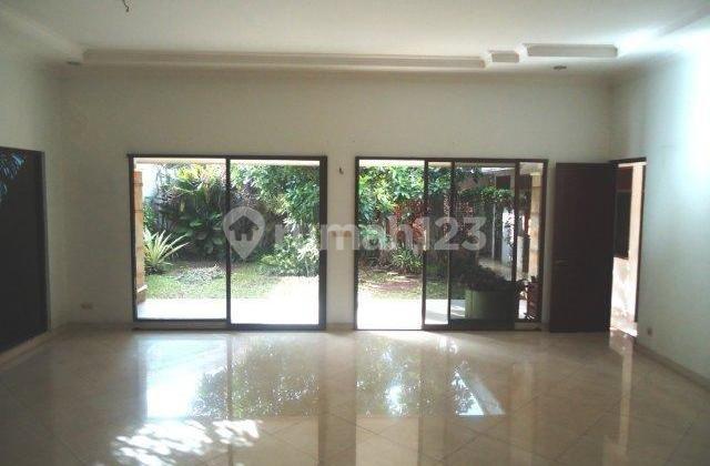 Rumah Luas Di Pondok Labu  Bisa Disewakan Juga 2