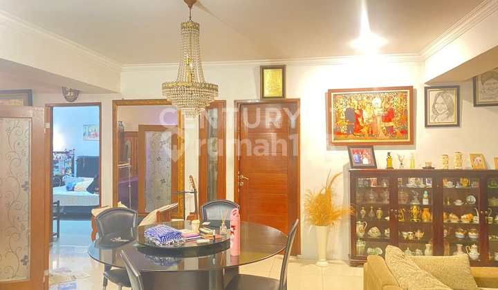 Rumah Dan Kos2an 2 Lantai Dgn Bangunan Terpisah  Lokasi Strategis