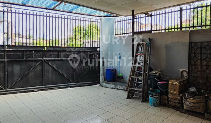 Rumah 2 Lantai Posisi Hook SHM Di Tanah Tinggiy