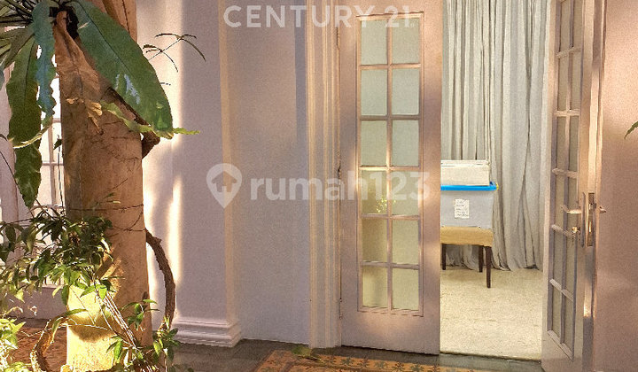 Rumah Asri Unik Klasik Di Lokasi Premium Menteng Jakarta Pusat 2