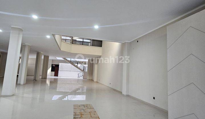 Dijual / Disewakanruko / Ruang Usaha Minimalis Full Renov – Sayap Tegalegacocok Untuk Resto, Cafe, Kantor, Atau Toko 1