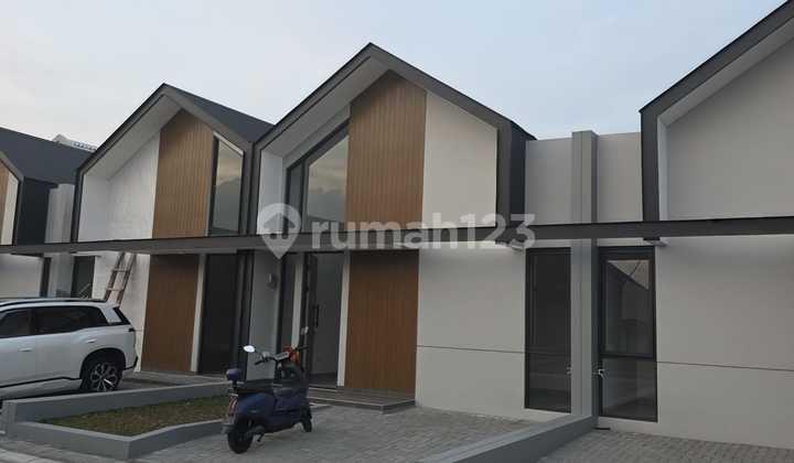 Disewakan Rumah Baru 1 Lantai Di Komplek Kopo Kanaya - Sayap Tki 2, Bandung