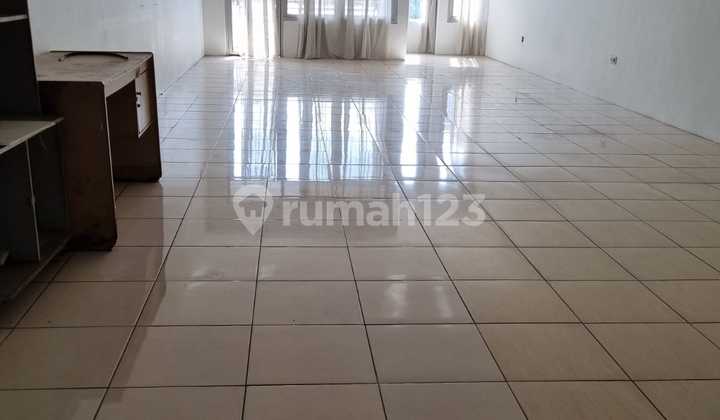Dijual / Disewakan Ruko Strategis 2 Lantai – Mainroad Jl. Peta 1