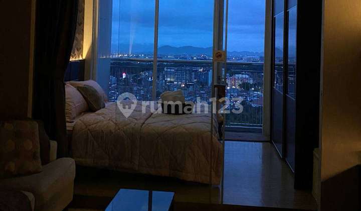 For Sale / For Rent – Dago Suites Apartment 17th Floor, City View of Bandung