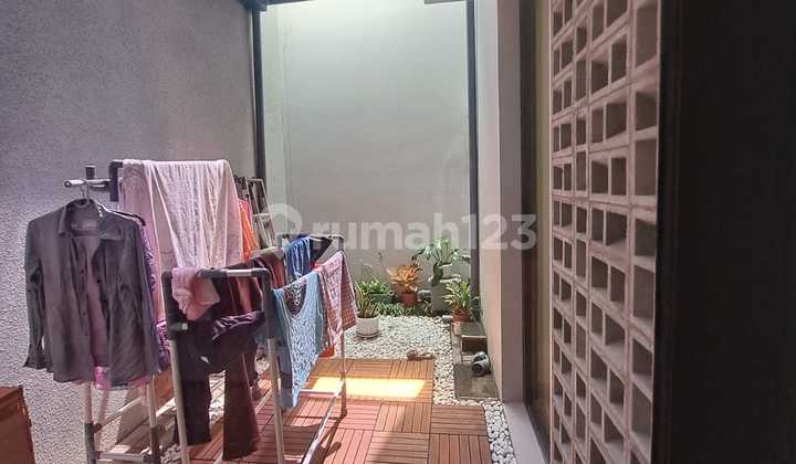 Disewakan Rumah Full Furnished – Sumarecon Bandungnyaman, Siap Huni, Dan Strategis! 2