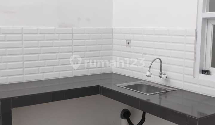 Disewakan Rumah Minimalis Siap Huni - Cluster One Gate Taman Kopo Indah 1 2