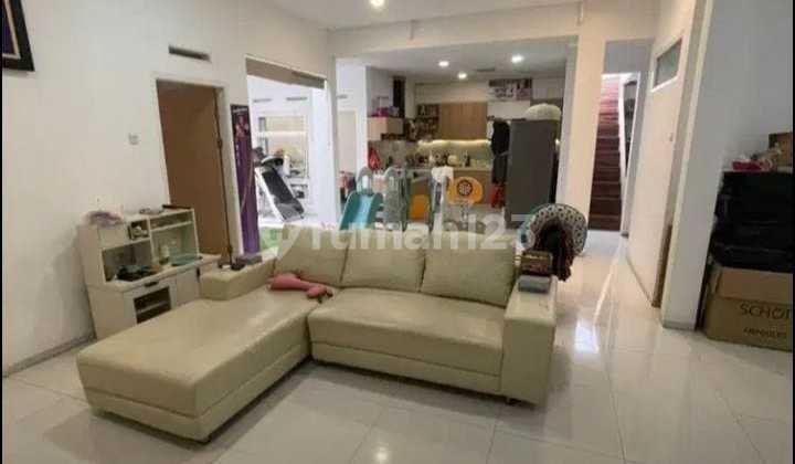 For Sale: Cihampelas Wing House – Bandung 1