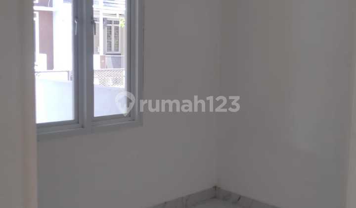 Disewakan Rumah Minimalis Siap Huni - Cluster One Gate Taman Kopo Indah 1