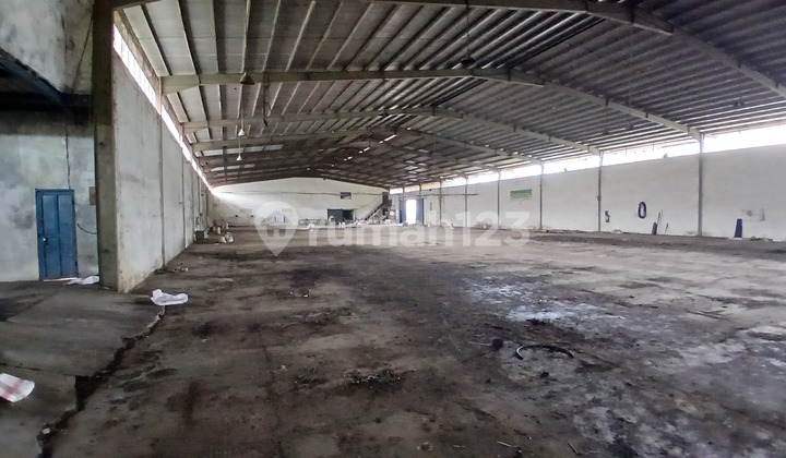 Ex Factory Near Baros Toll Road Cimahi. Bandung. Cibaligo. 15600.0 M² SHM