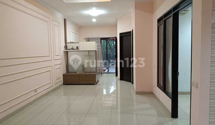 Di Sewakan Rumah di Singgasana Pradana Bandung Kota