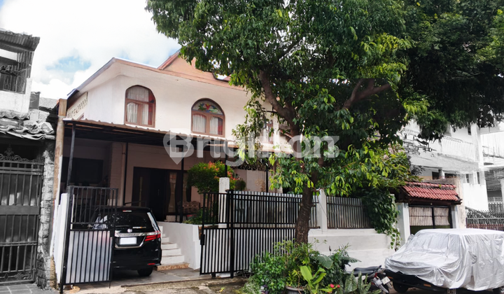 Rumah Strategis! Tebet - 10 Menit jalan ke Mall Kota Kasablanka