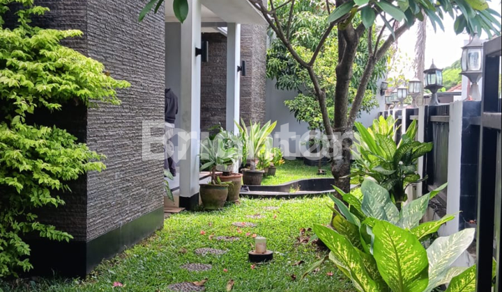 Rumah Asri di Kawasan Strategis - Cirendeu